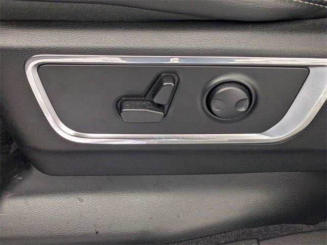 Certified 2025 RAM 1500 Laramie w/ Night Edition image 15