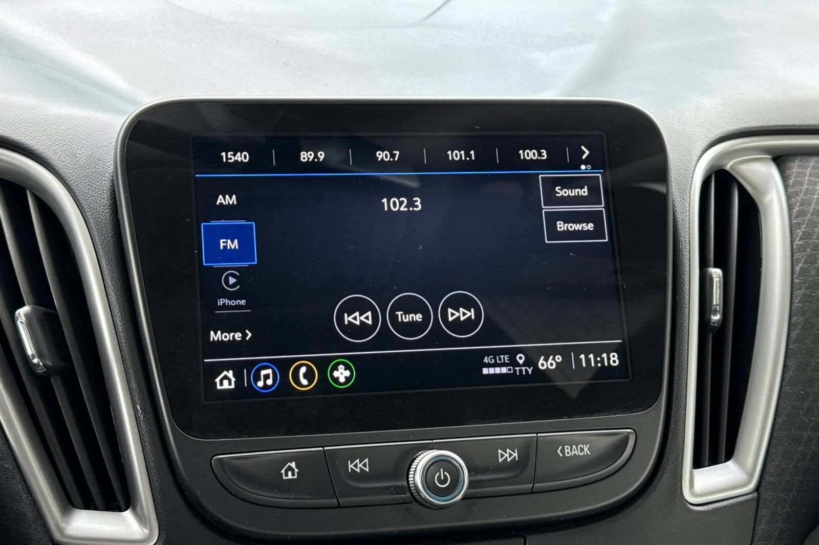 Used 2025 Chevrolet Malibu RS FWD image 27