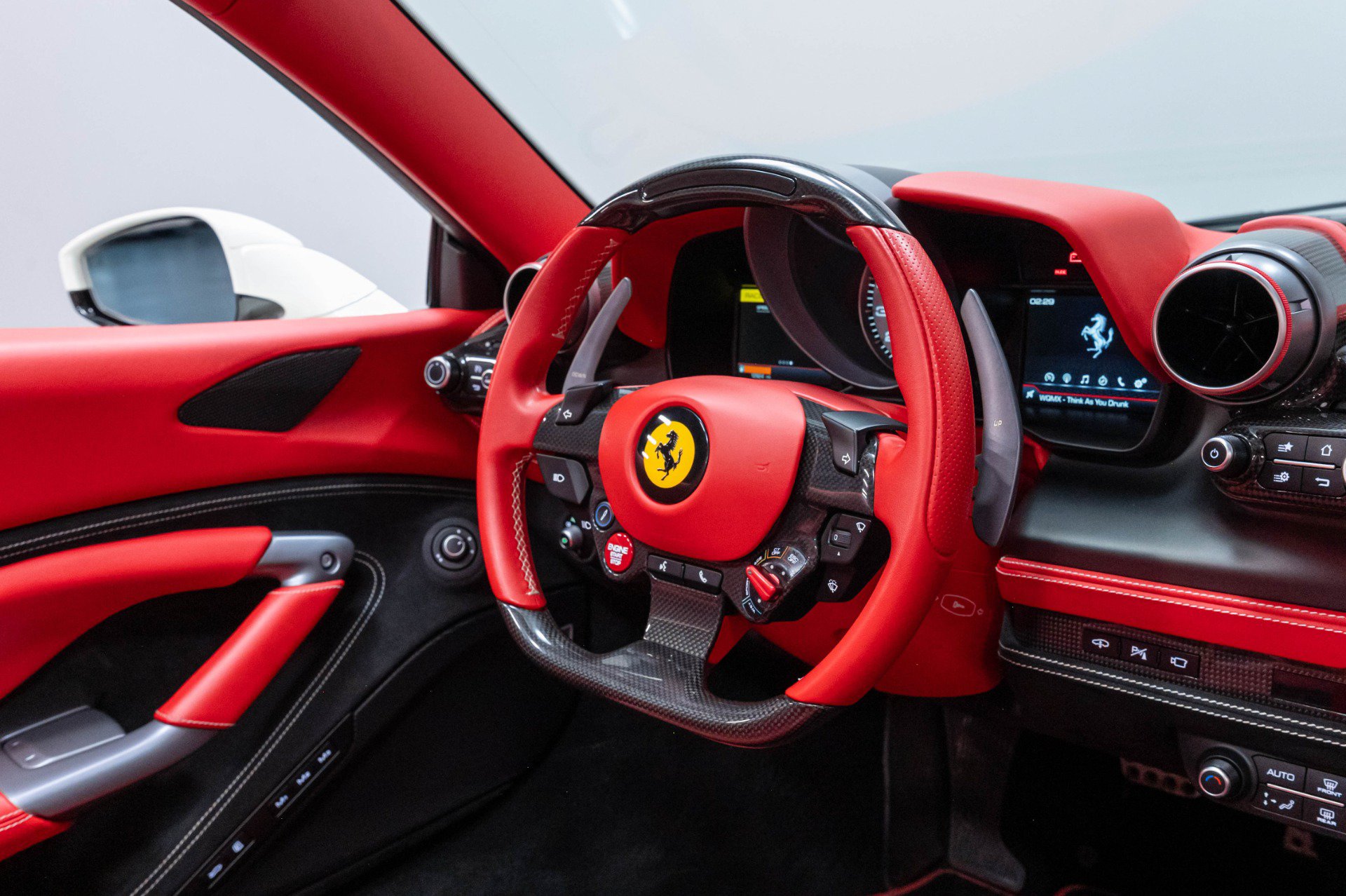Used 2021 Ferrari F8 Tributo RWD image 39