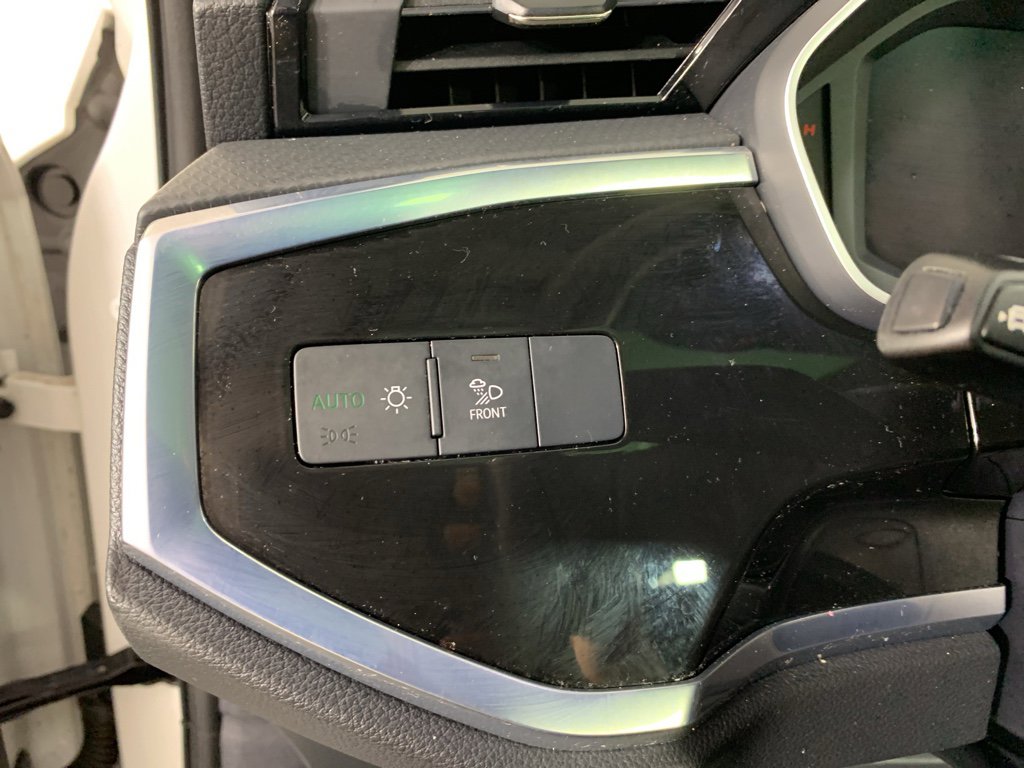 Used 2022 Audi Q3 2.0T Premium Plus image 16