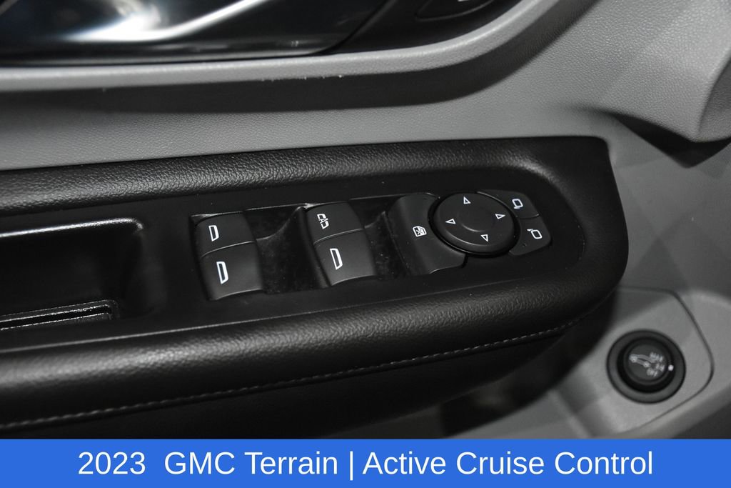 Used 2023 GMC Terrain SLT image 24