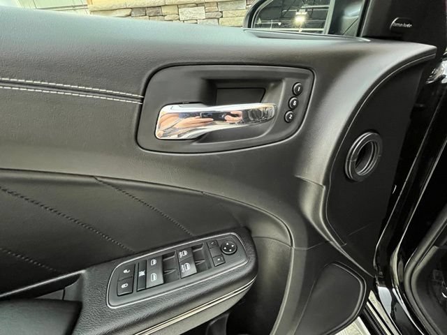 Used 2020 Dodge Charger SRT Hellcat w/ Harman/Kardon Audio Group RWD image 34