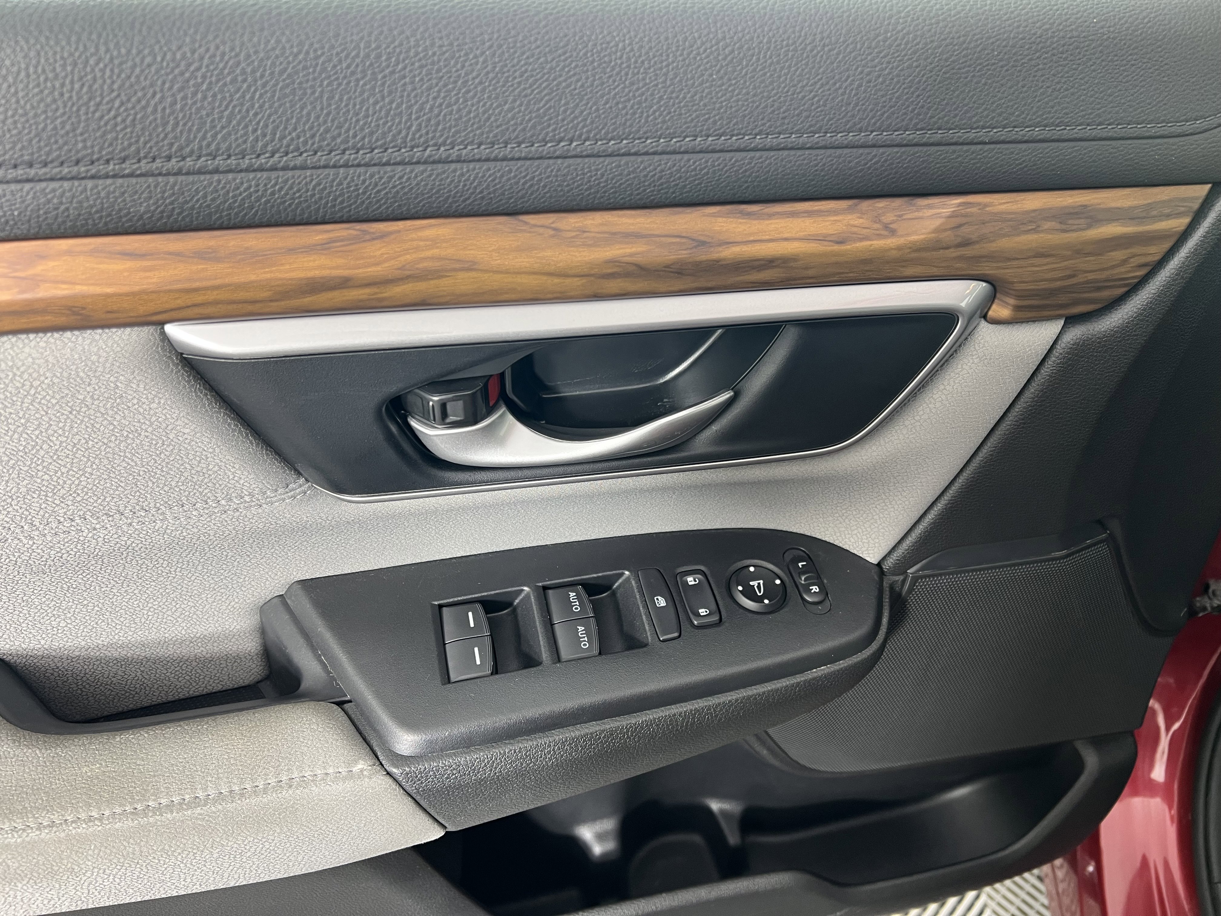 Used 2021 Honda CR-V EX image 18