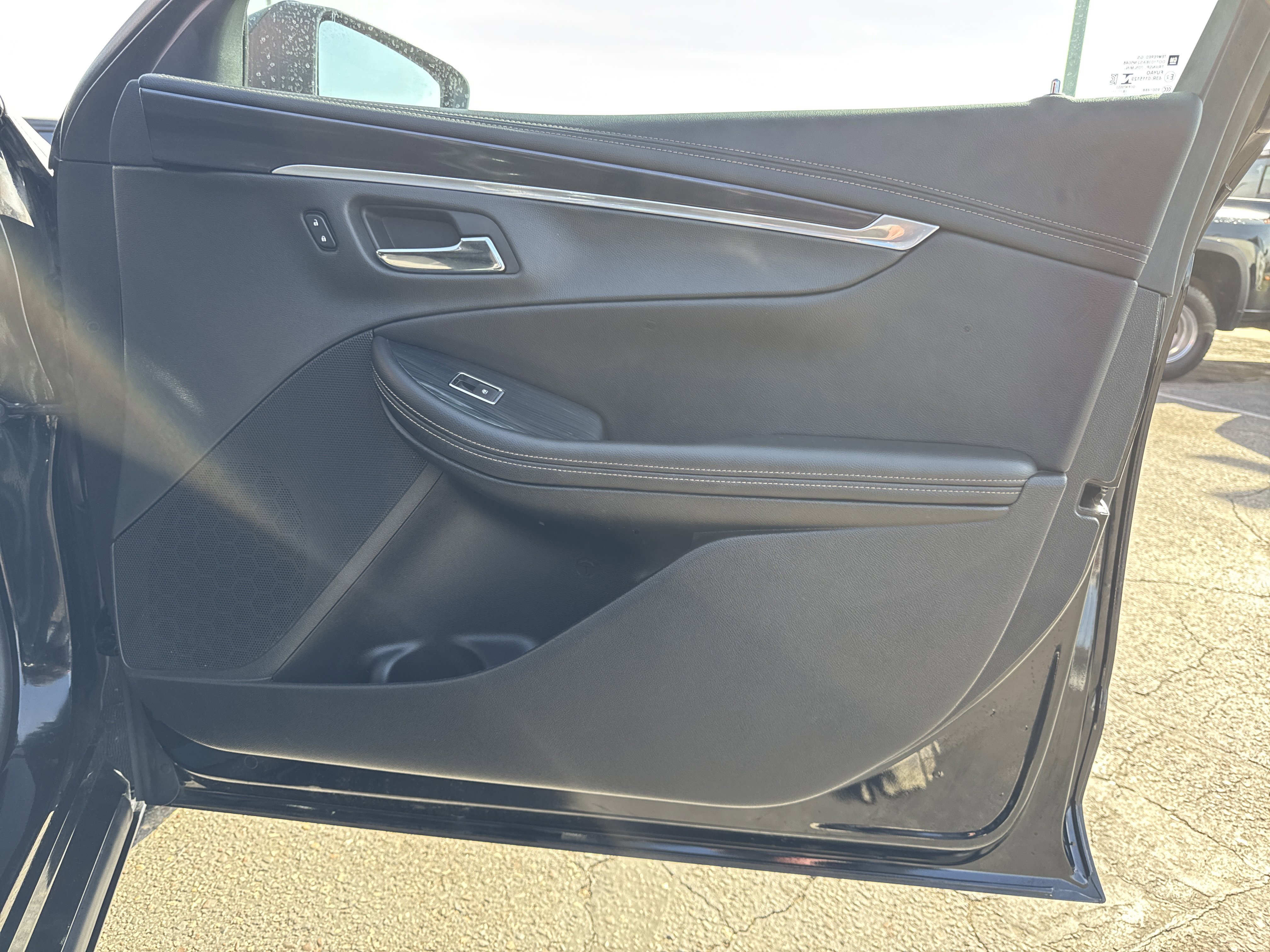 Used 2019 Chevrolet Impala LT image 25