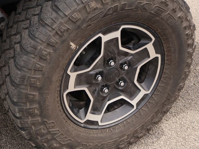 Used 2023 Jeep Gladiator Mojave w/ LED Lighting Group AWD/4WD image 40