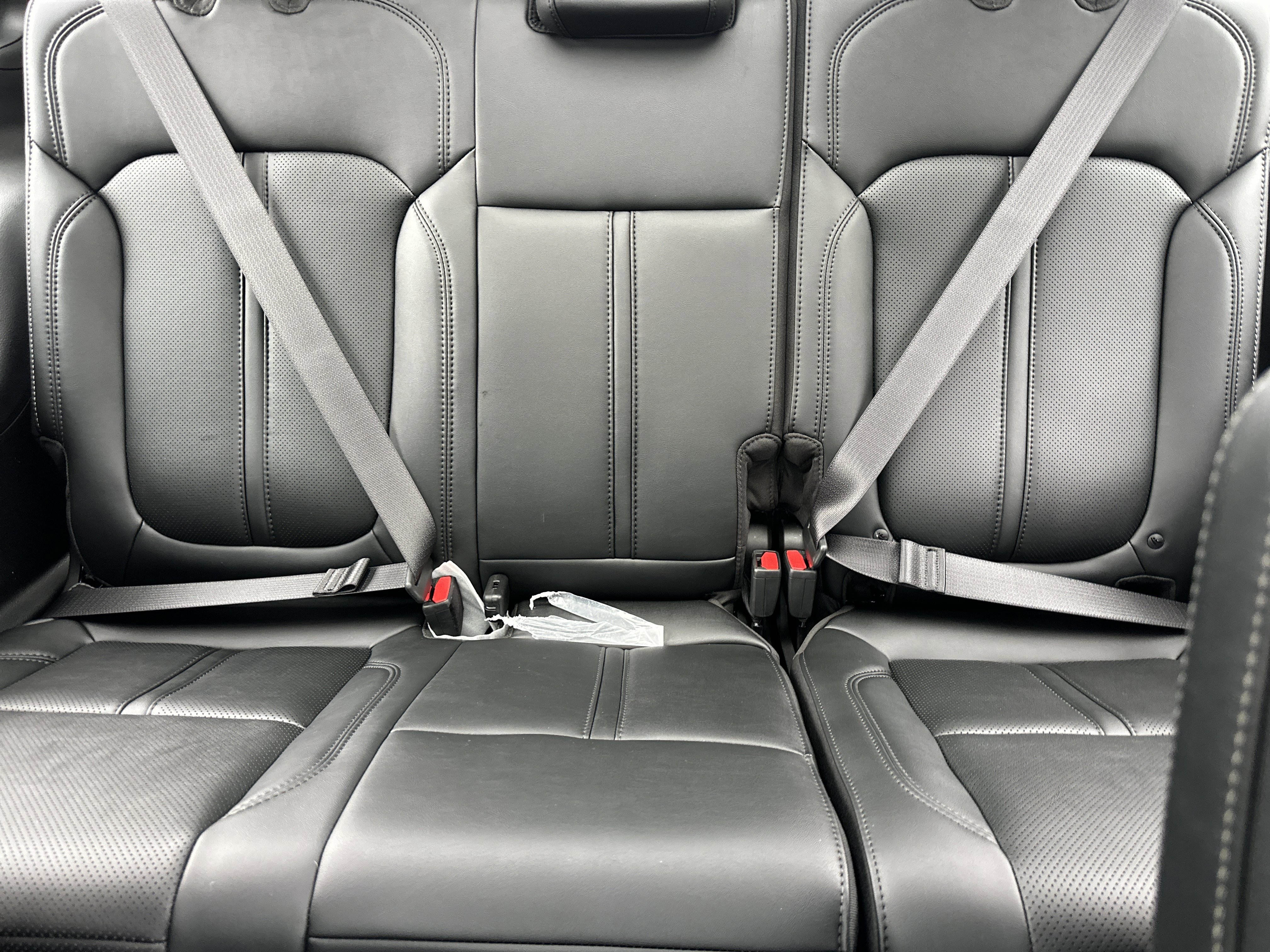 New 2026 Jeep Grand Wagoneer Limited AWD/4WD image 32