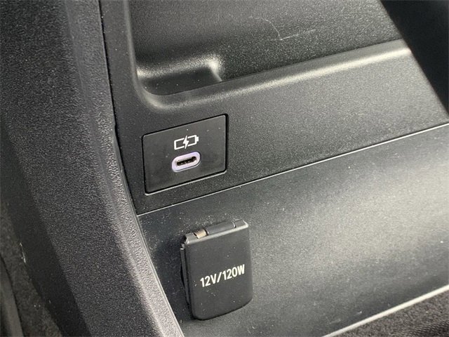 Used 2023 Toyota bZ4X Limited image 27