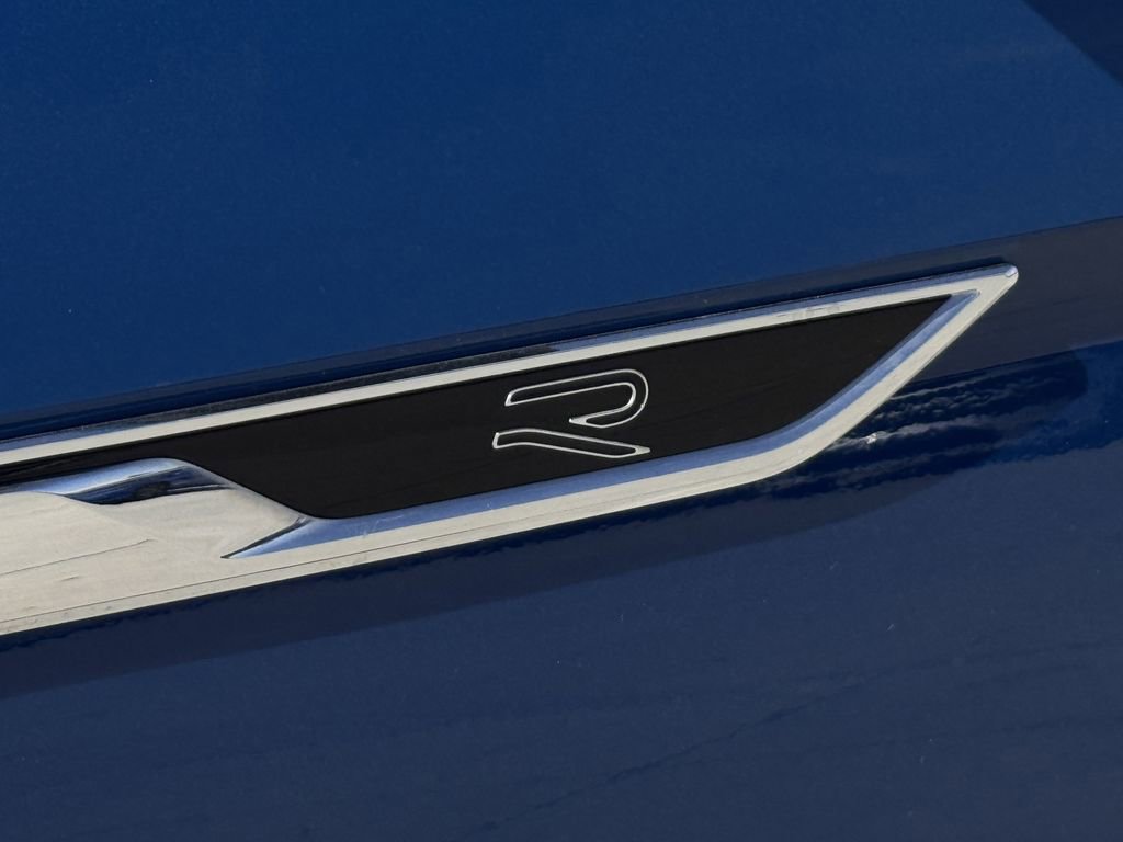 Used 2025 Volkswagen Atlas SEL Premium R-Line image 10