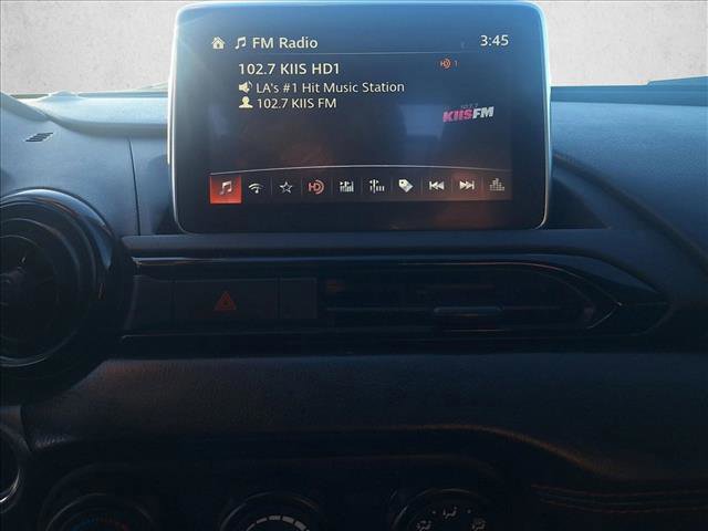 Used 2017 MAZDA MX-5 Miata Club image 12