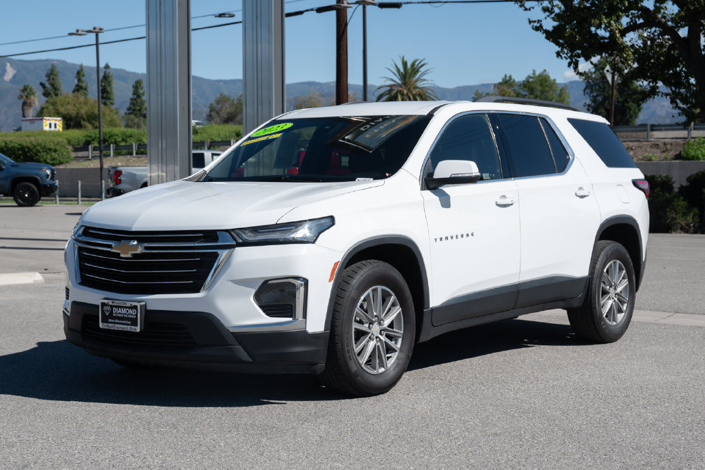Used 2023 Chevrolet Traverse LT FWD image 8