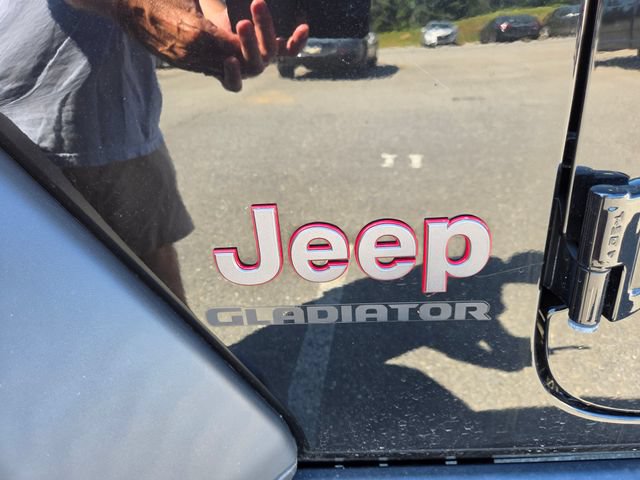 Used 2022 Jeep Gladiator Rubicon AWD/4WD image 25