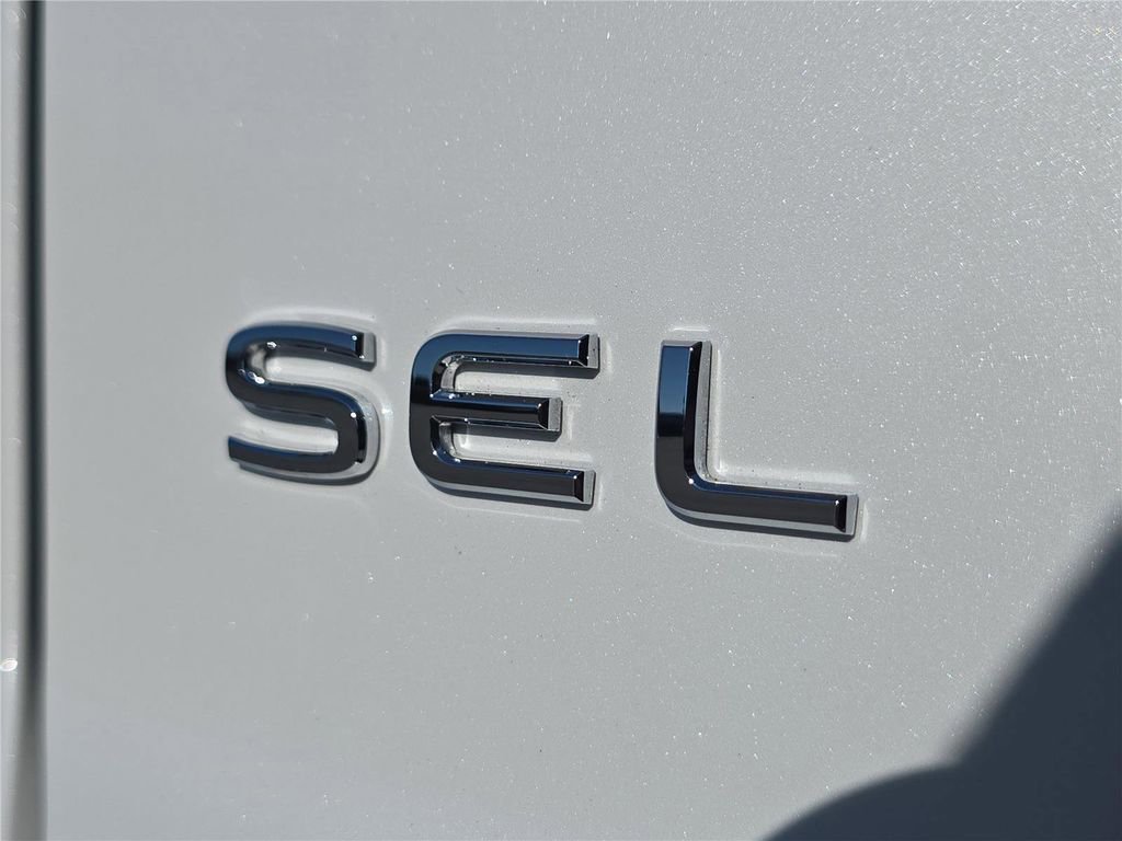 Used 2025 Volkswagen Atlas Cross Sport SEL Premium R-Line image 10