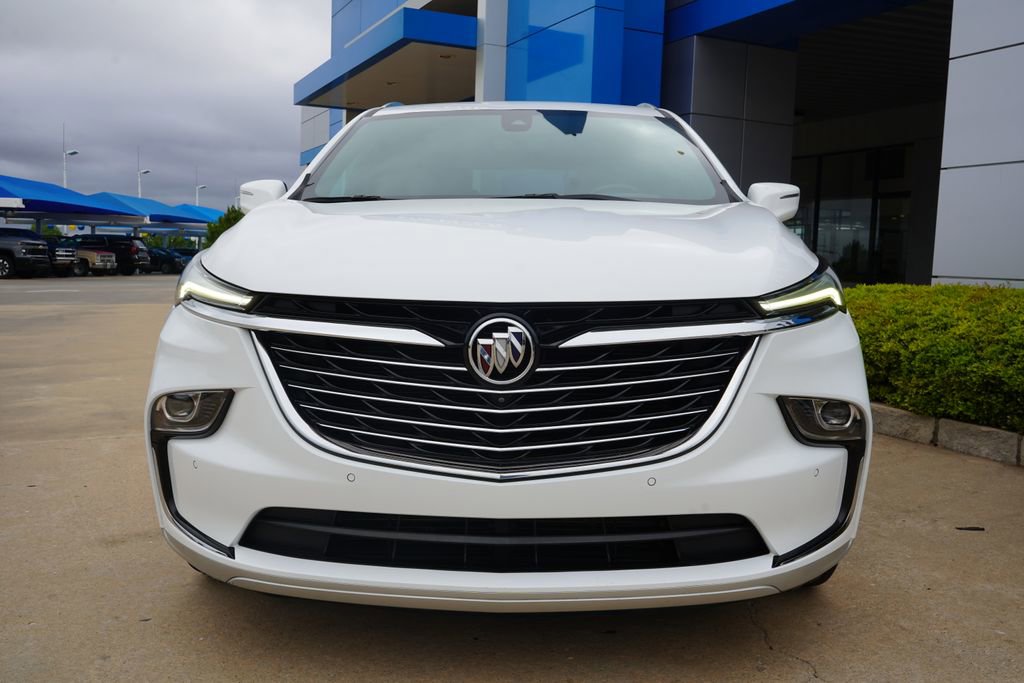 Used 2024 Buick Enclave Premium FWD image 3