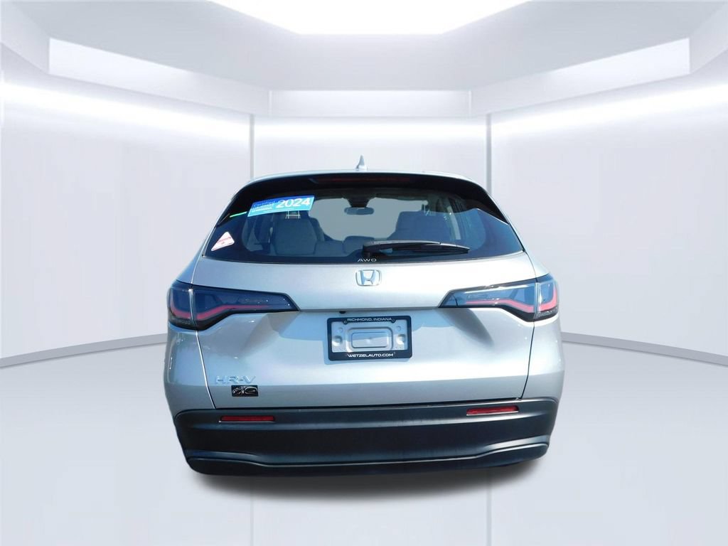 Certified 2024 Honda HR-V LX image 4