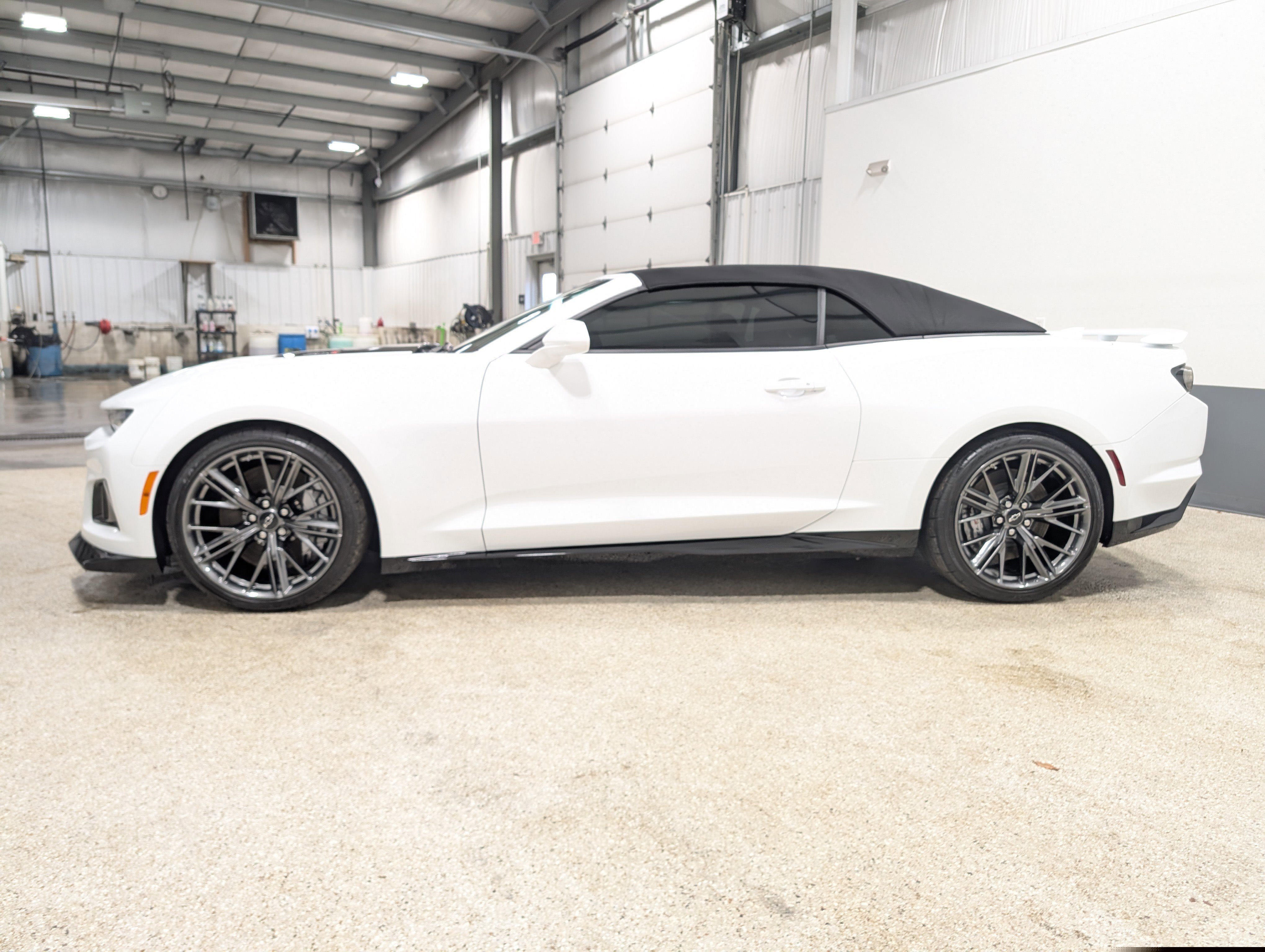 Used 2021 Chevrolet Camaro ZL1 w/ LPO, ZL1 Protection Package image 6