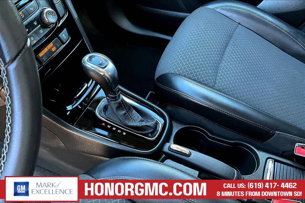 Used 2020 Buick Encore Preferred image 17