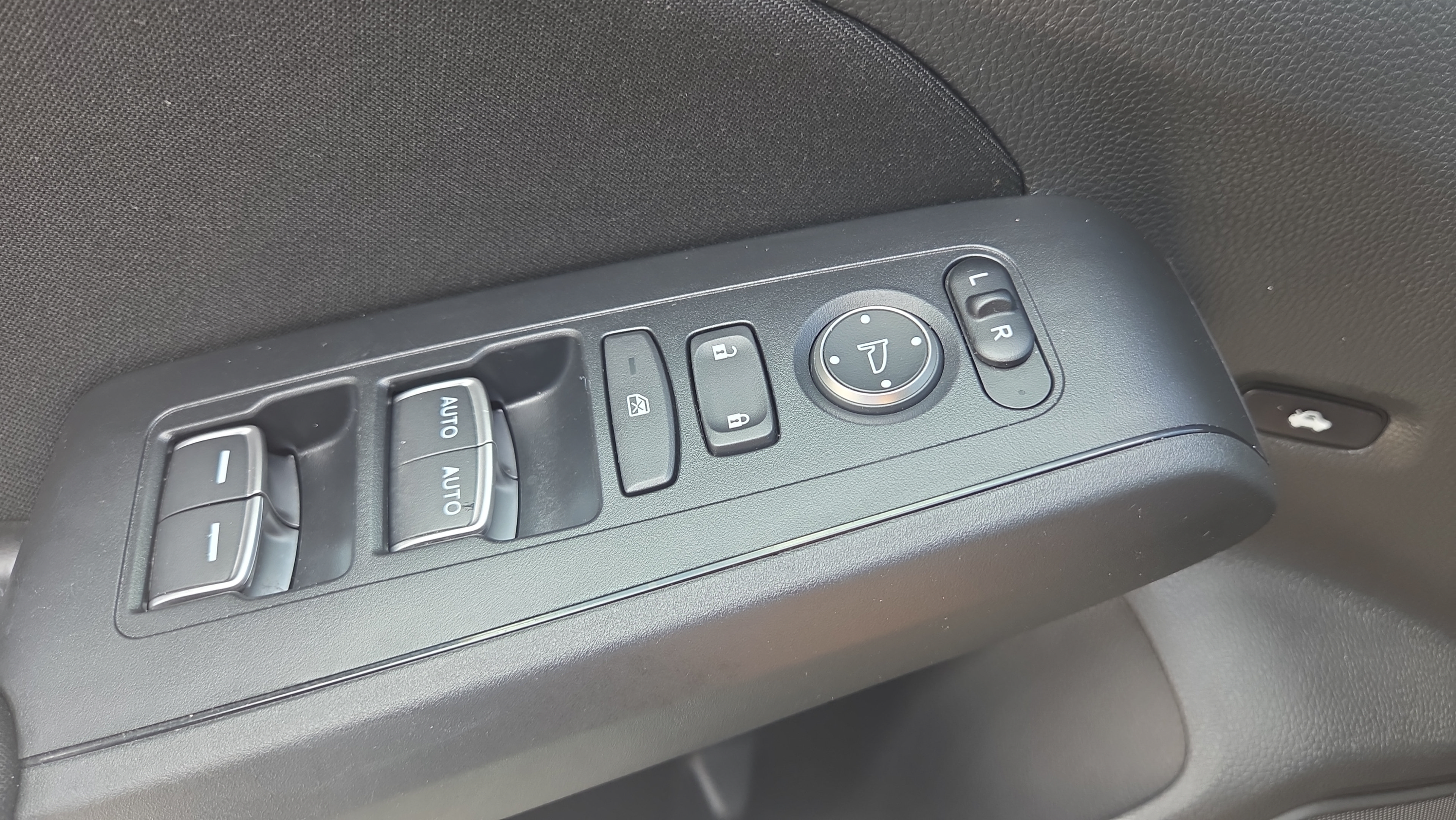 Used 2024 Honda Civic LX image 30