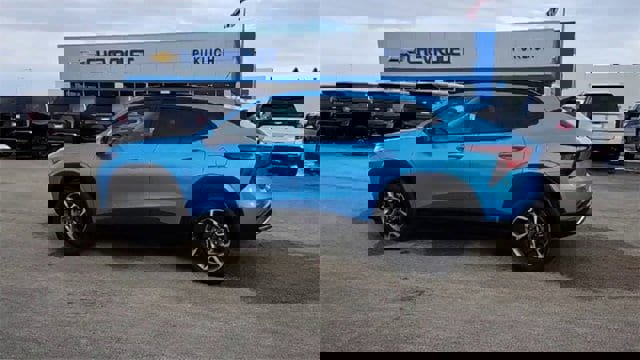 Certified 2025 Chevrolet Trax LT w/ LT Convenience Package image 5