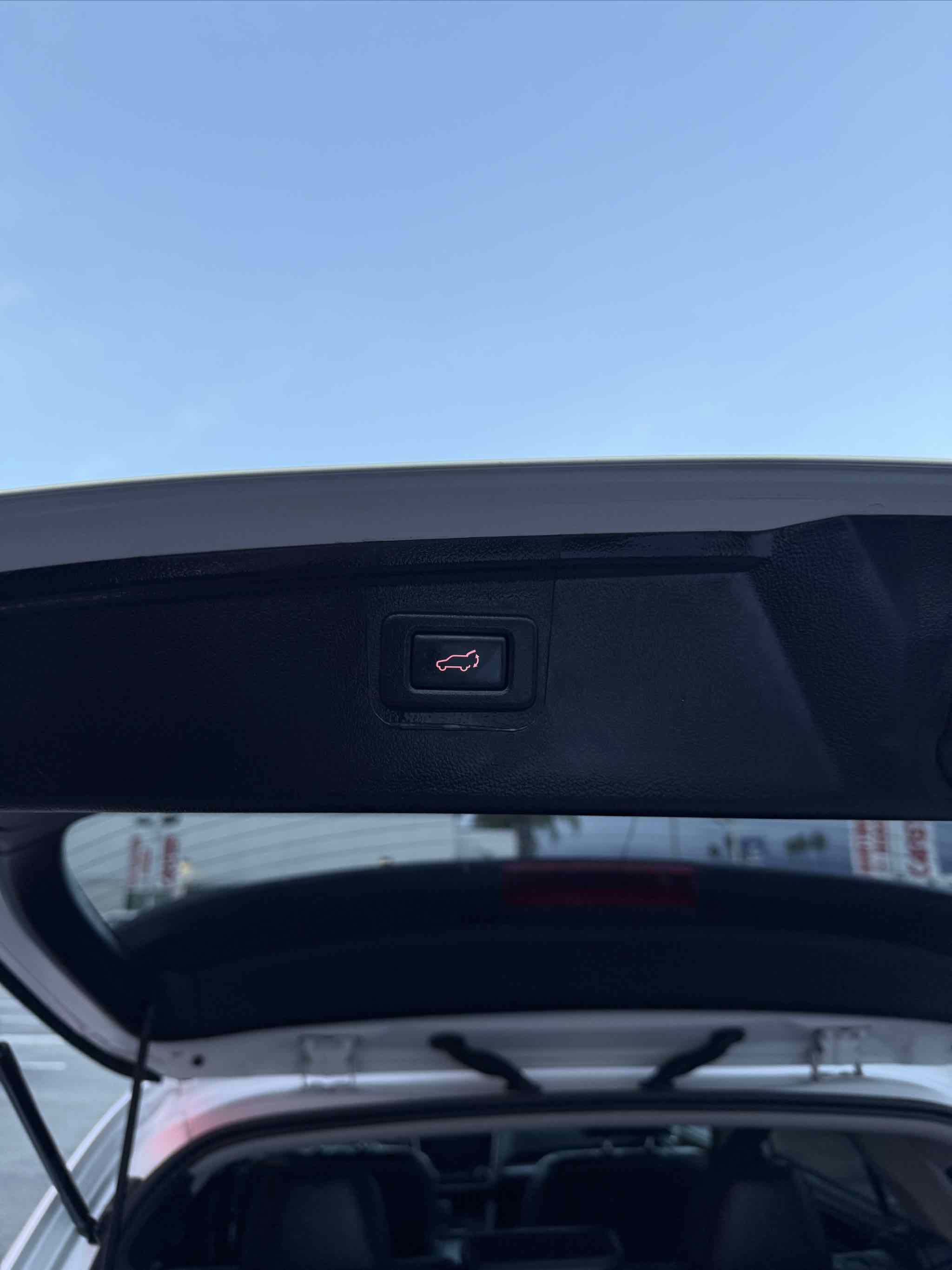 Used 2018 Subaru Outback 2.5i Limited image 65