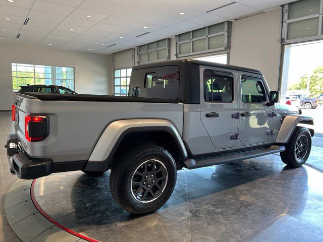 Used 2020 Jeep Gladiator Overland w/ Dual Top Group AWD/4WD image 7