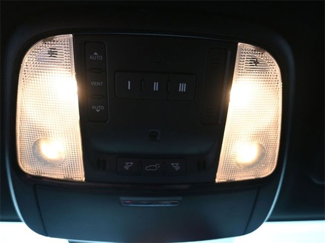 Used 2023 Dodge Durango GT image 25