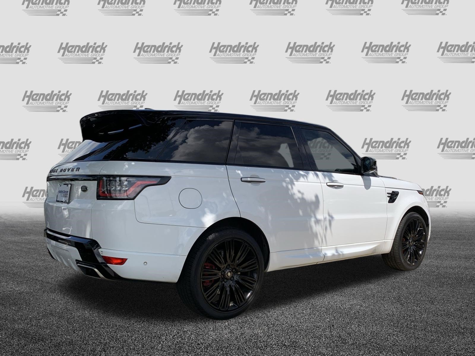 Used 2018 Land Rover Range Rover Sport HSE Dynamic AWD/4WD image 10