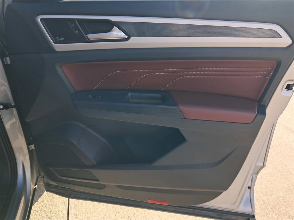 Used 2021 Volkswagen Atlas Cross Sport SEL Premium image 16