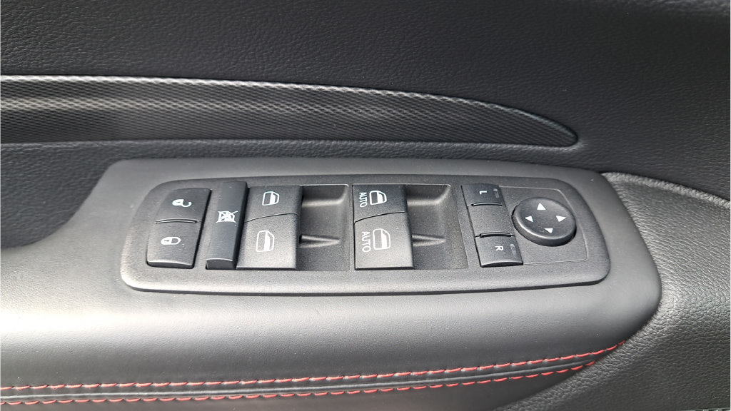 Used 2023 Dodge Durango R/T w/ Blacktop Package AWD/4WD image 25