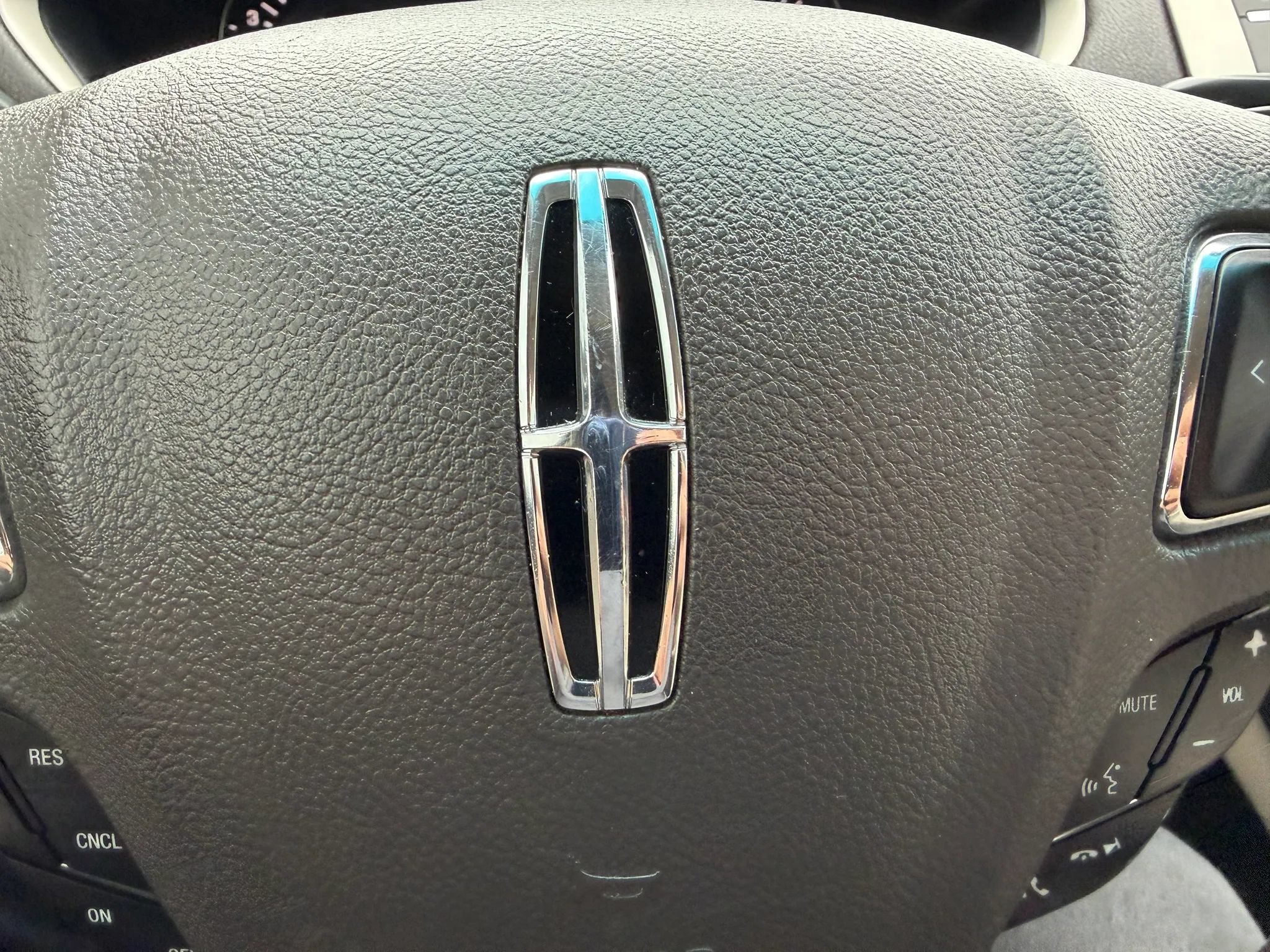 Used 2016 Lincoln MKZ w/ Equipment Group 200A Select FWD image 26