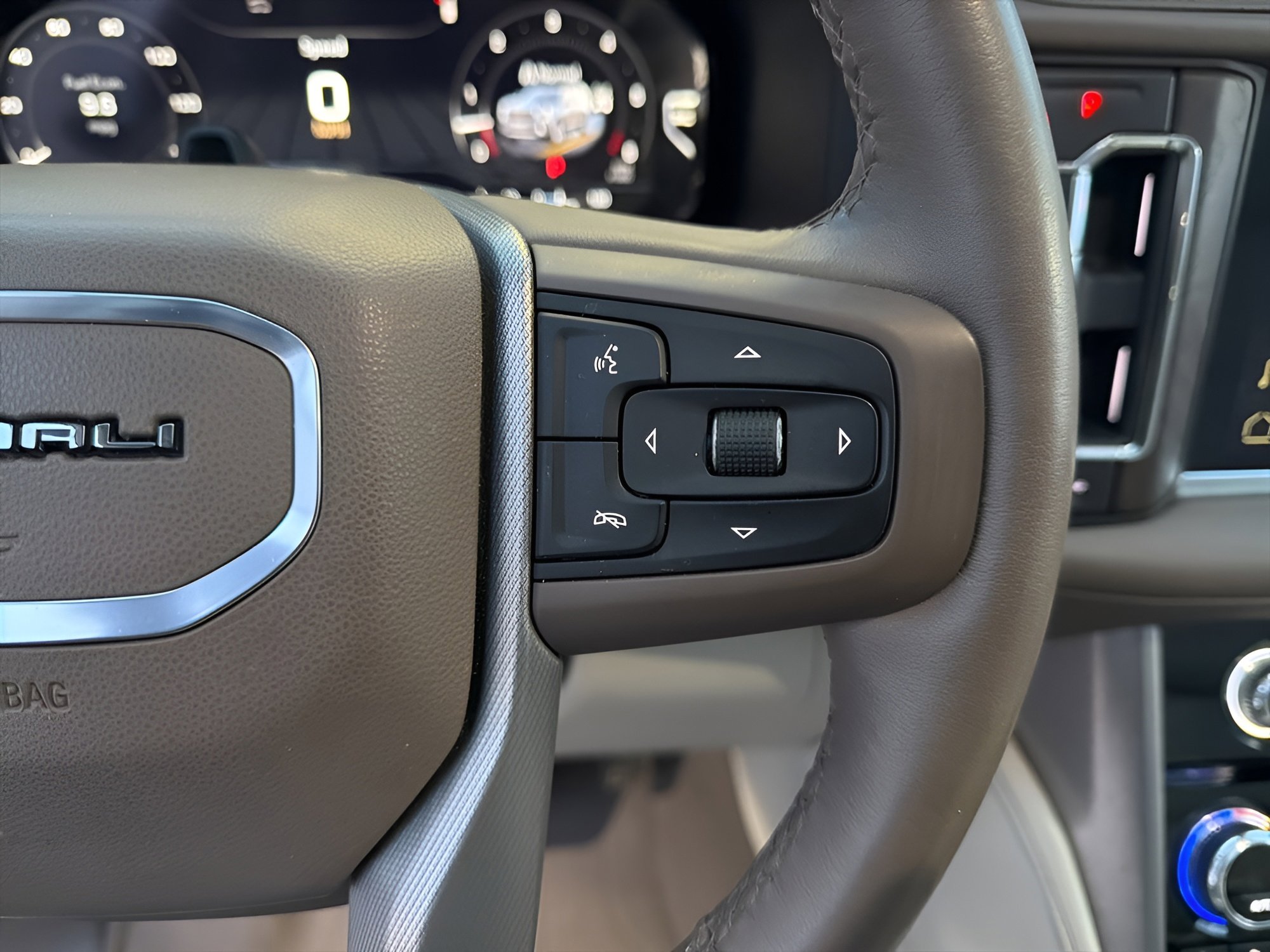 Certified 2024 GMC Yukon XL Denali w/ Advanced Technology Package image 18