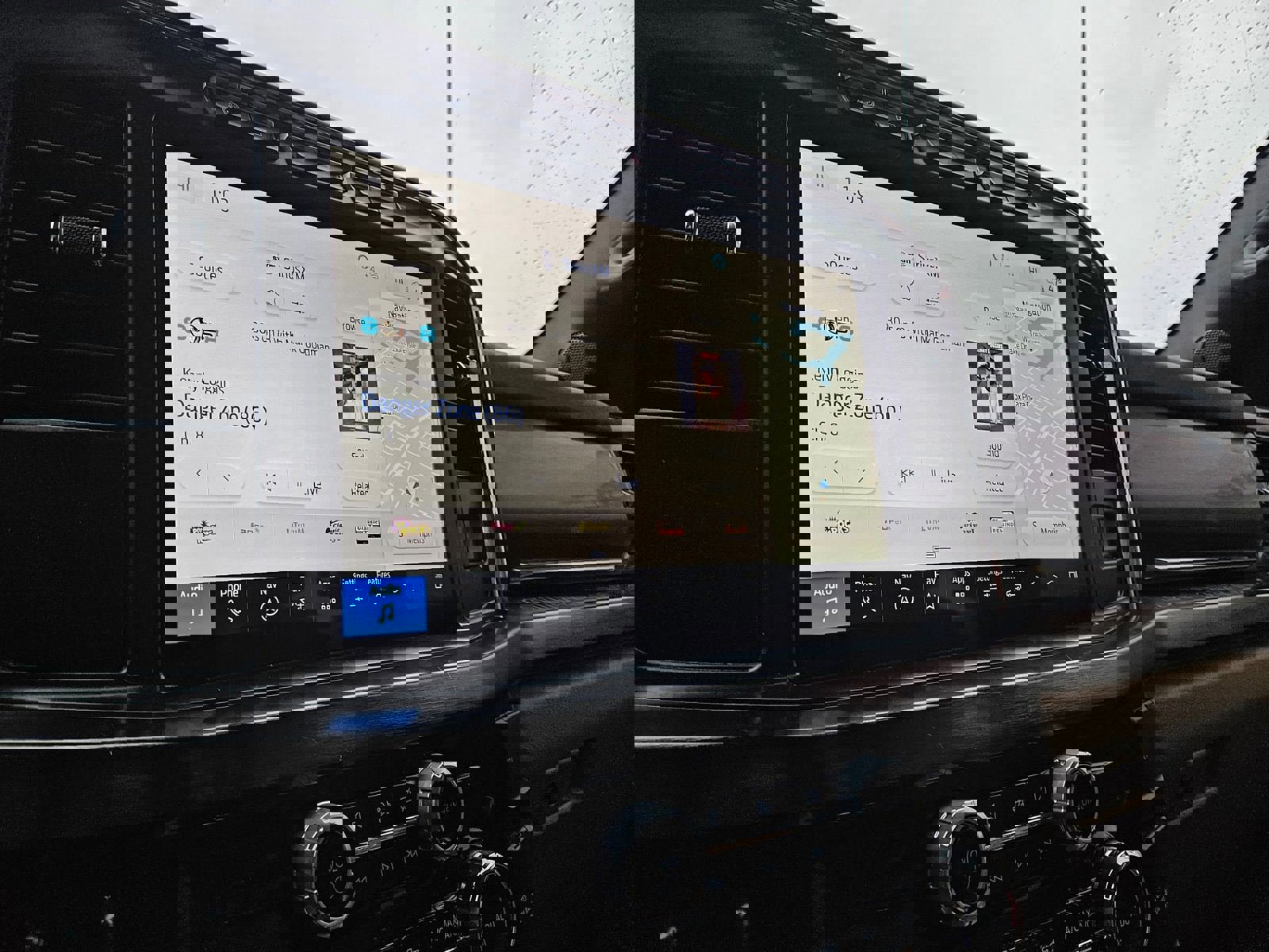 Used 2024 Ford F250 Lariat w/ Chrome Package image 50