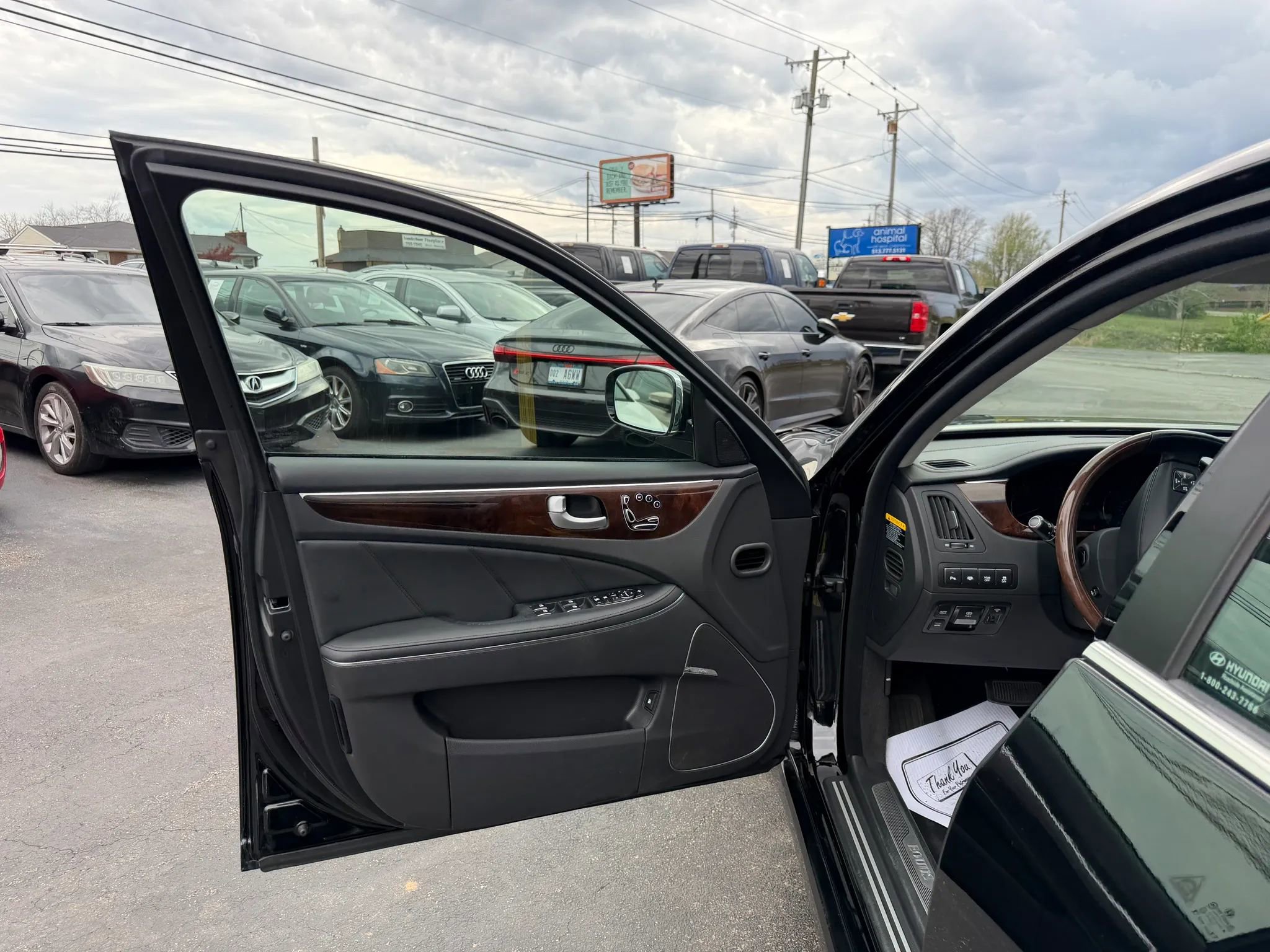 Used 2012 Hyundai Equus Signature image 38