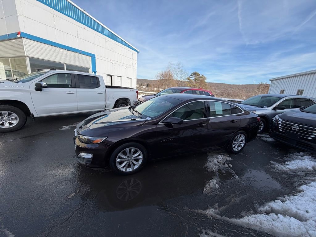 Used 2020 Chevrolet Malibu LT image 3