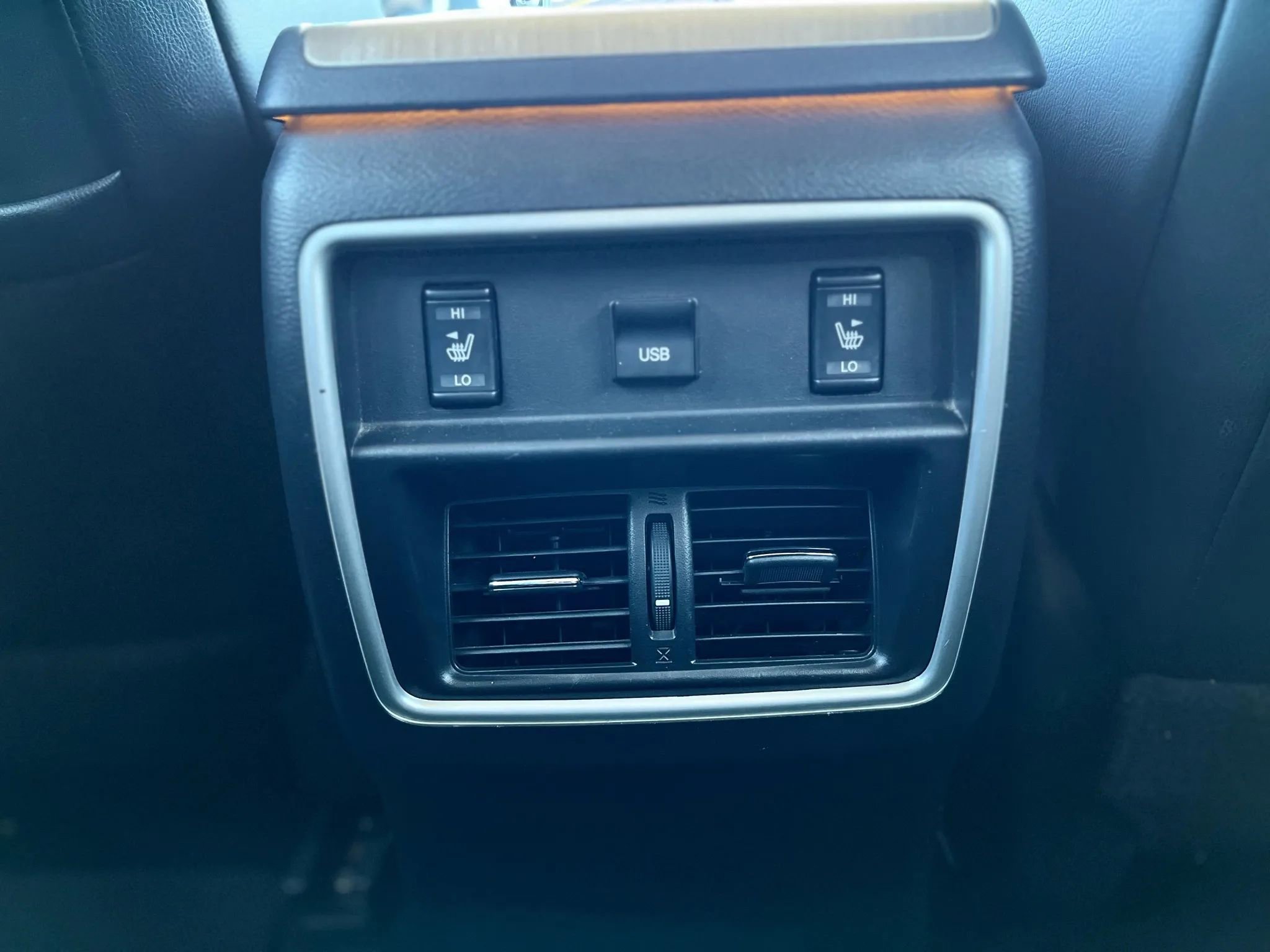 Used 2018 Nissan Murano SL w/ Moonroof Package image 24