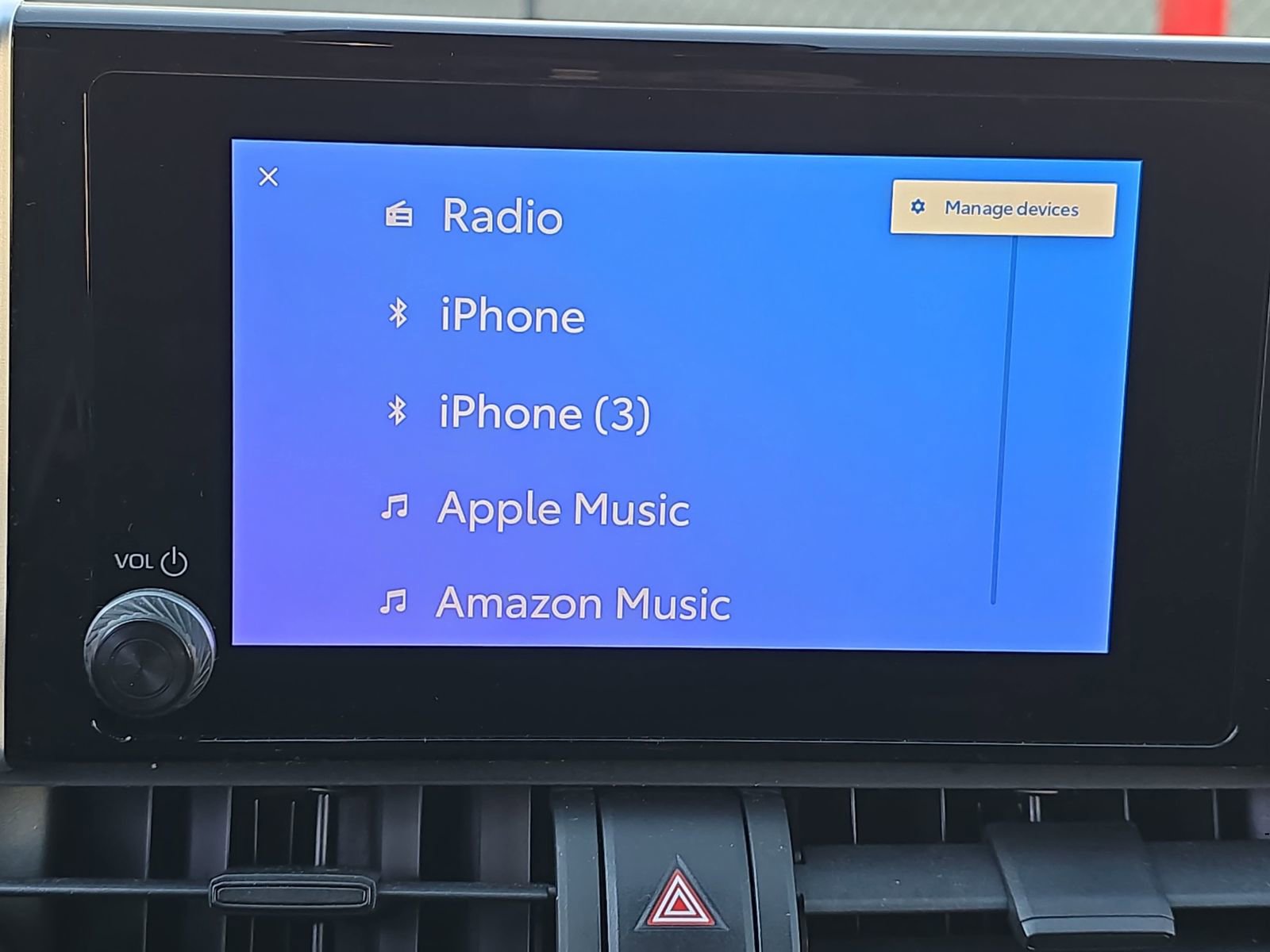 Used 2023 Toyota RAV4 SE image 28