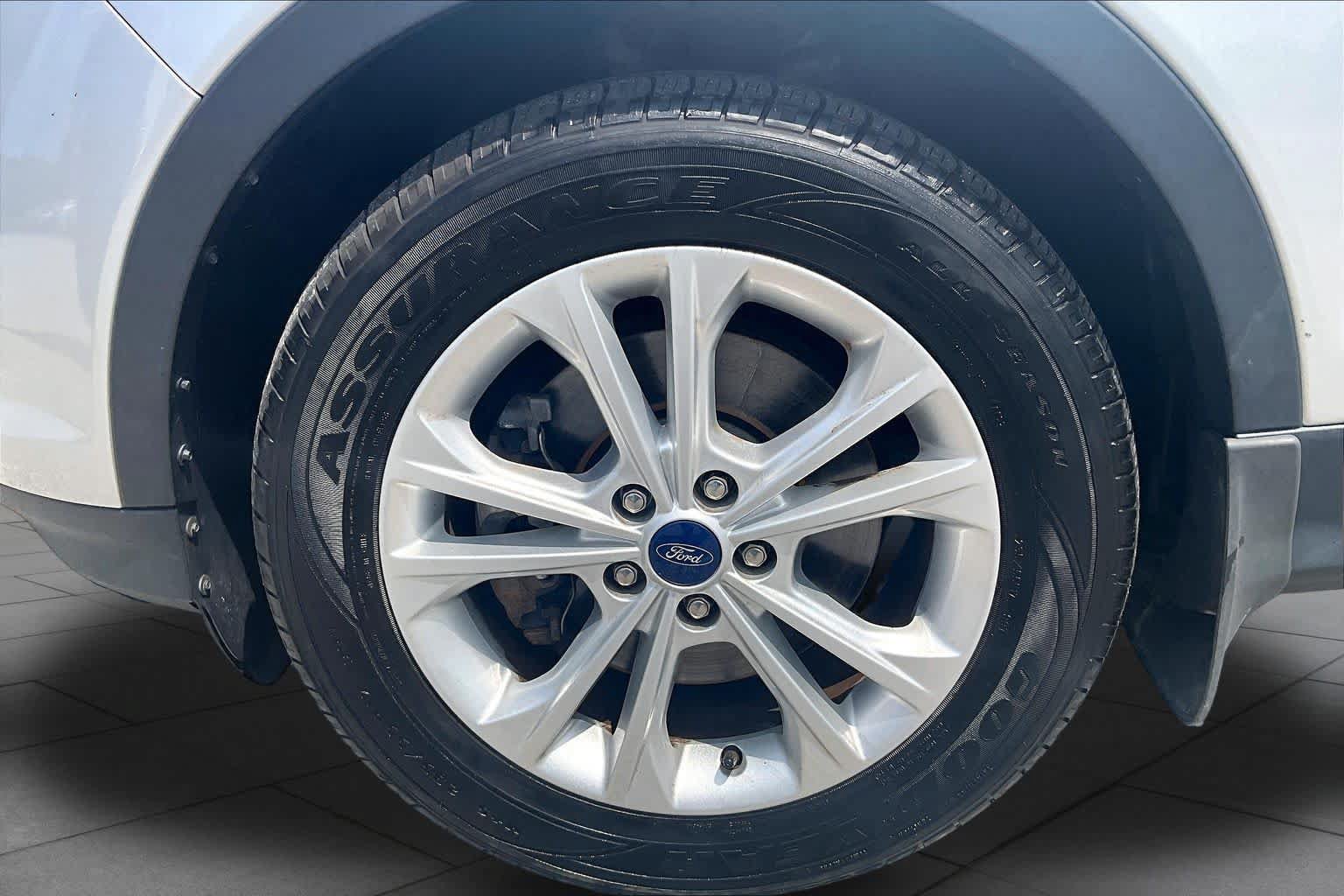 Used 2017 Ford Escape SE AWD/4WD image 11