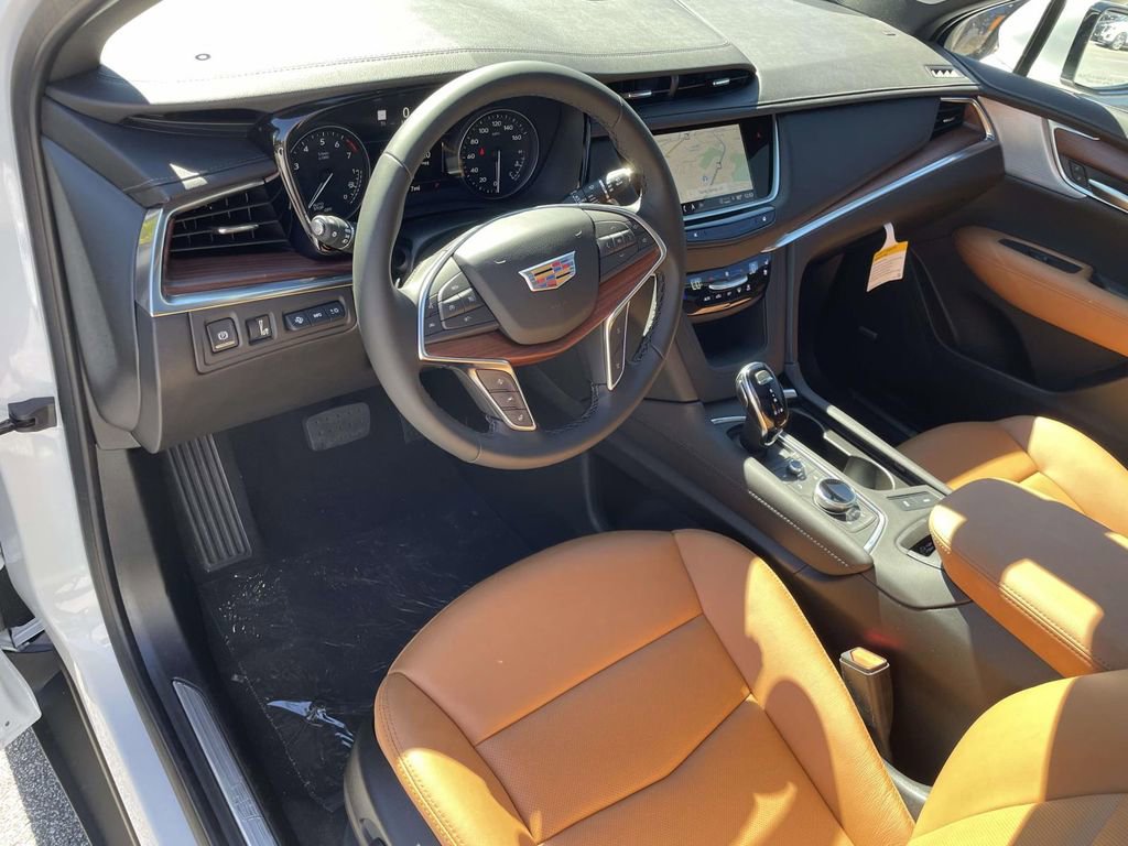 New 2025 Cadillac XT5 Premium Luxury w/ Technology Package image 18