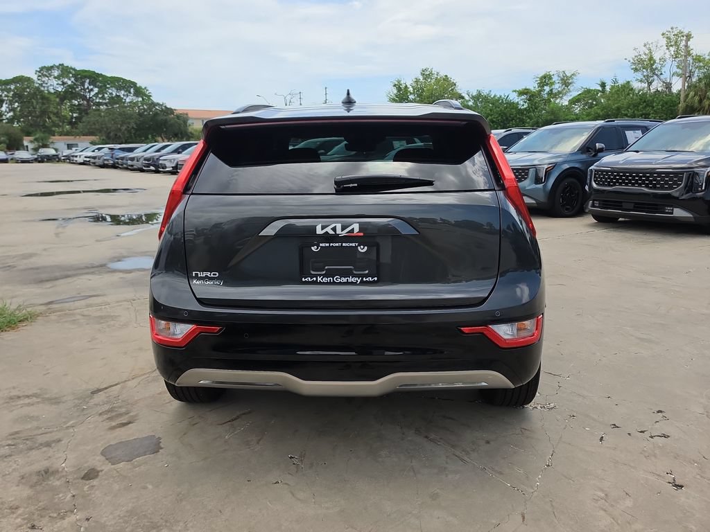 New 2026 Kia Niro Wind FWD image 7