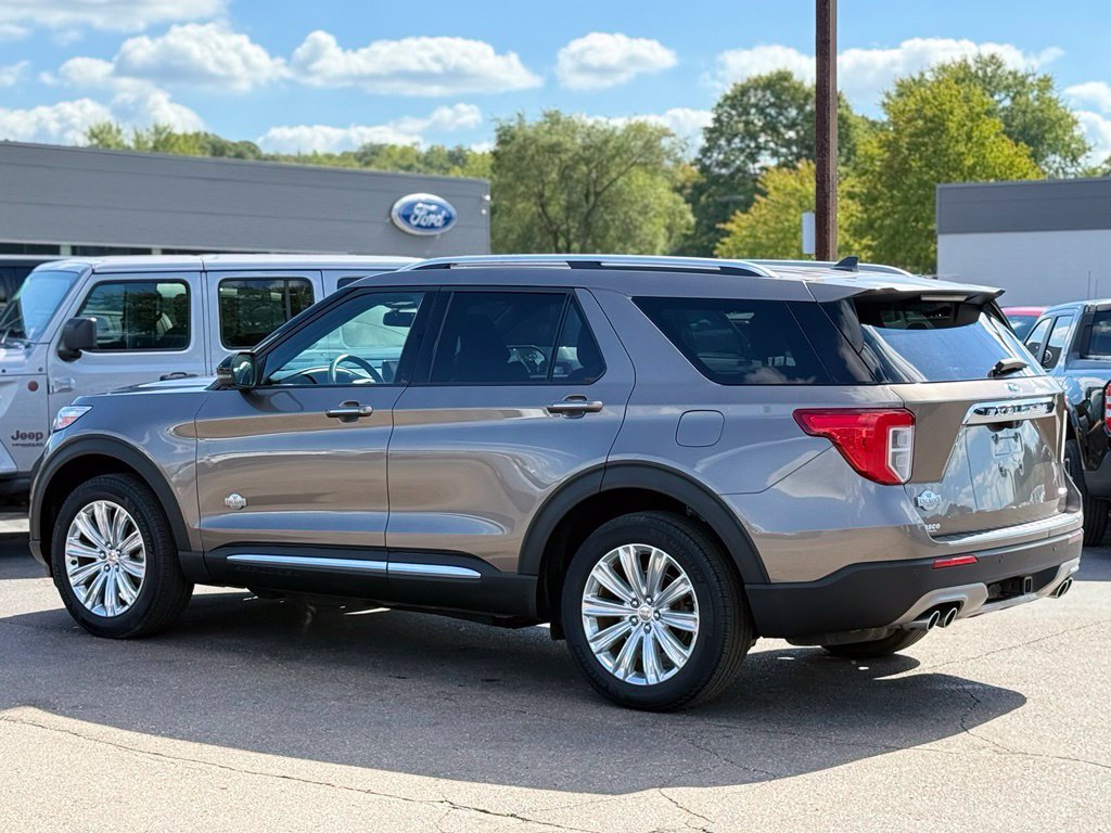Certified 2021 Ford Explorer King Ranch w/ Premium Technology Package AWD/4WD image 42