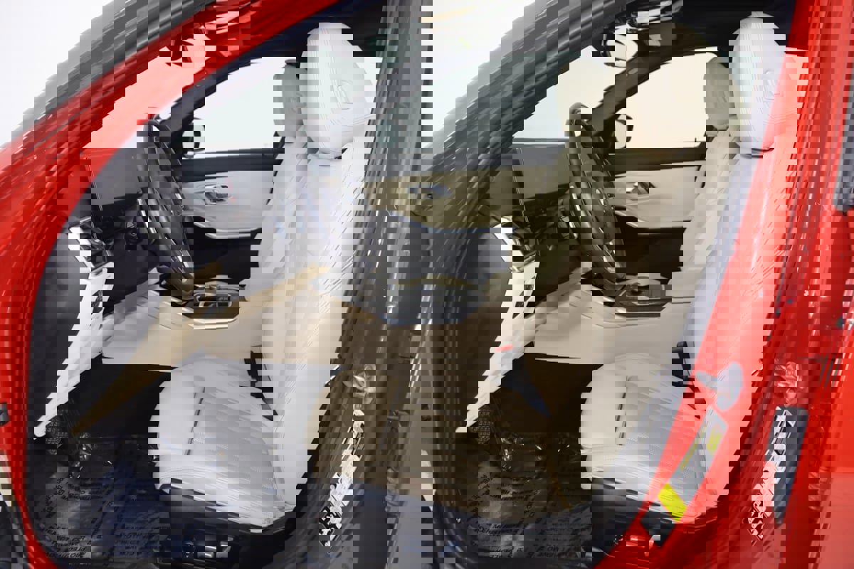 Used 2023 BMW 330i xDrive 330i xDrive image 12