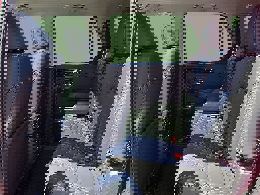 New 2025 Honda Pilot Touring image 7