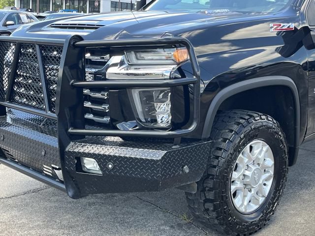 Used 2020 Chevrolet Silverado 3500 LTZ w/ LTZ Plus Package AWD/4WD image 11