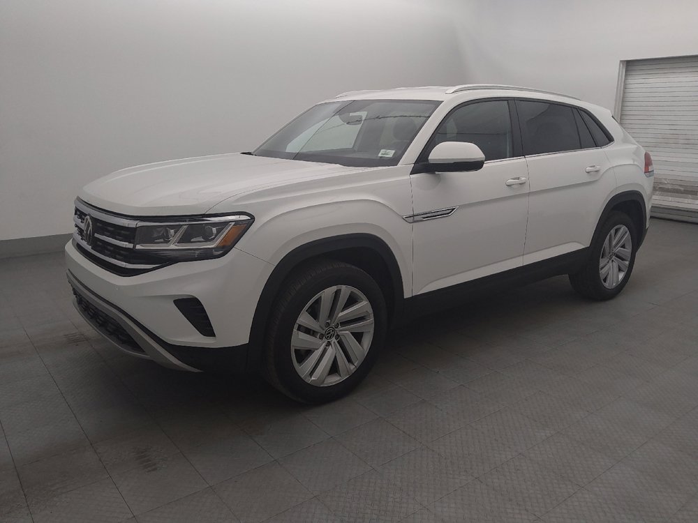 Used 2023 Volkswagen Atlas Cross Sport SE FWD image 2