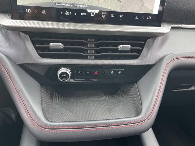 Used 2025 Ford Explorer ST-Line AWD/4WD image 26