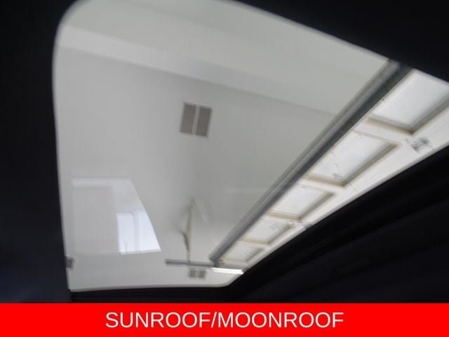 Used 2022 Dodge Durango SRT w/ Cargo Plus Group AWD/4WD image 11