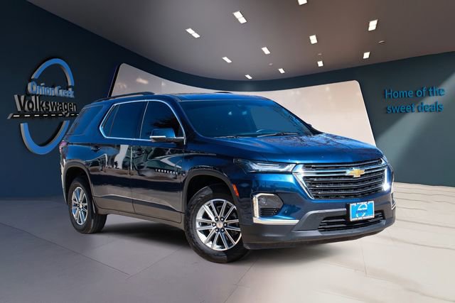 Used 2023 Chevrolet Traverse LT image 1