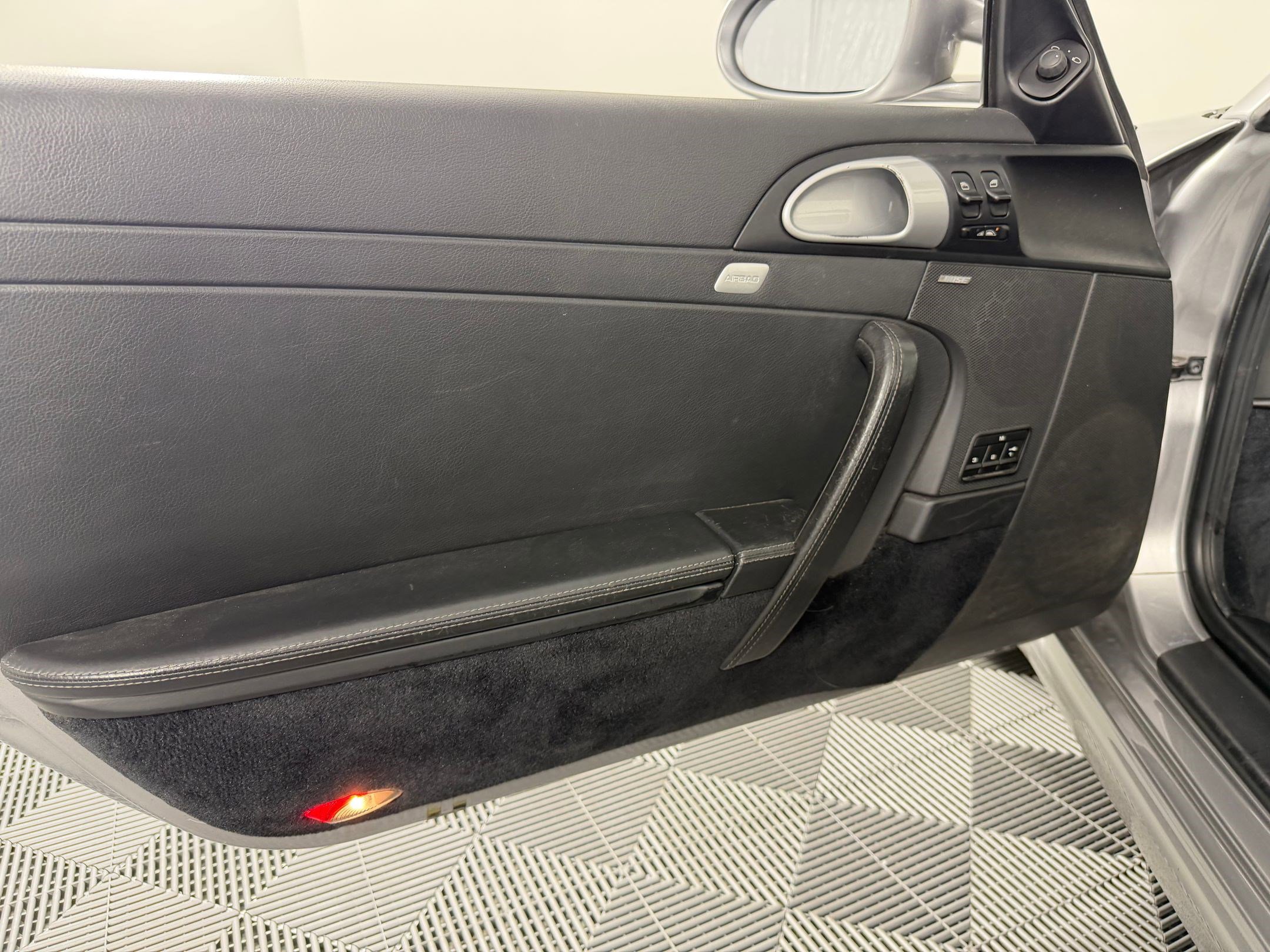 Used 2011 Porsche 911 Carrera S image 14