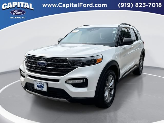 Certified 2023 Ford Explorer XLT w/ Equipment Group 202A AWD/4WD image 1