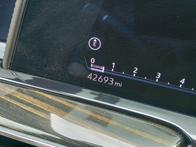 Used 2023 Cadillac Escalade Sport w/ Touring Package AWD/4WD image 28