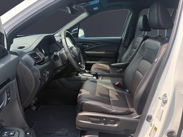 Used 2023 Honda Ridgeline Black Edition image 9